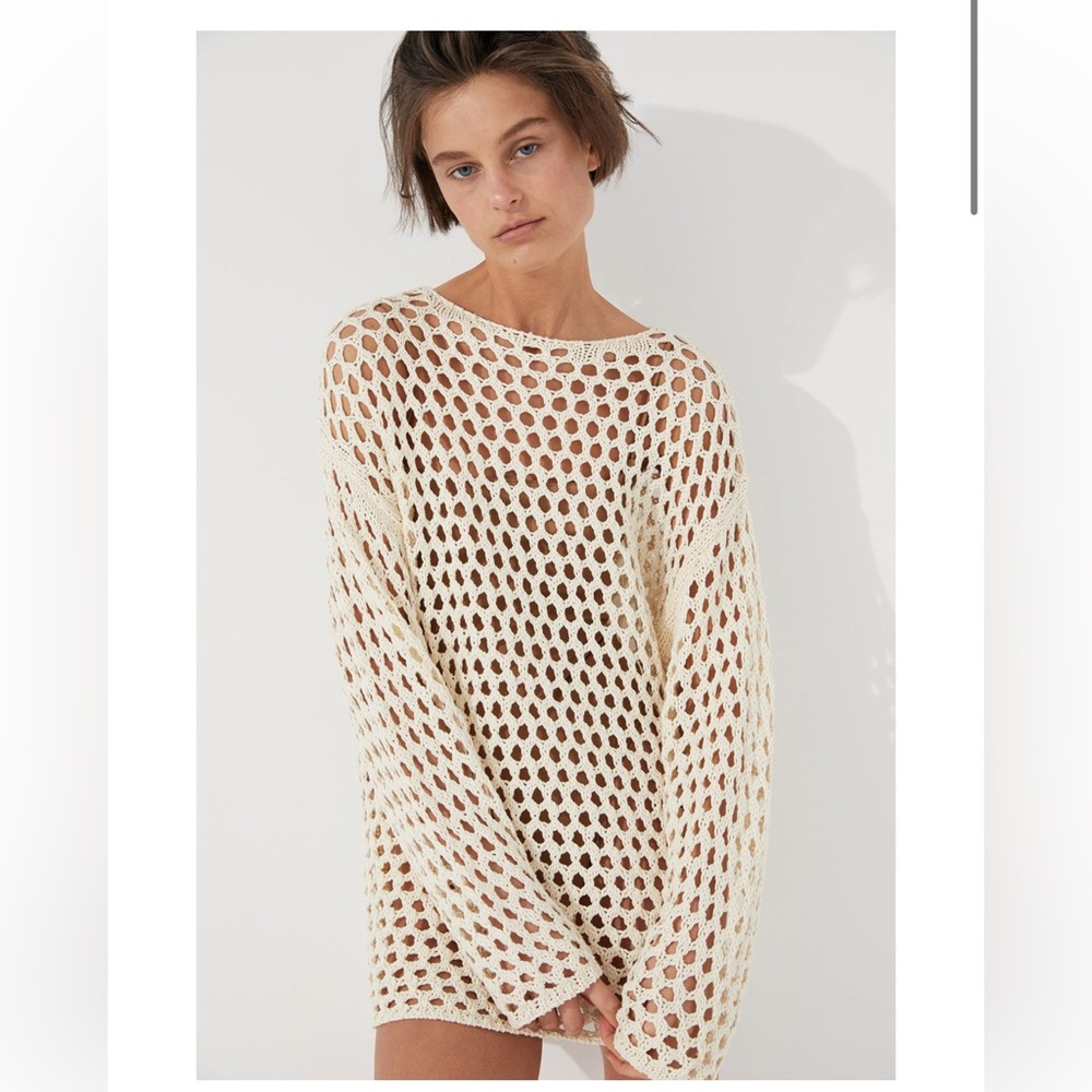 *SOLD* Zulu & Zephyr Stone Crochet Top